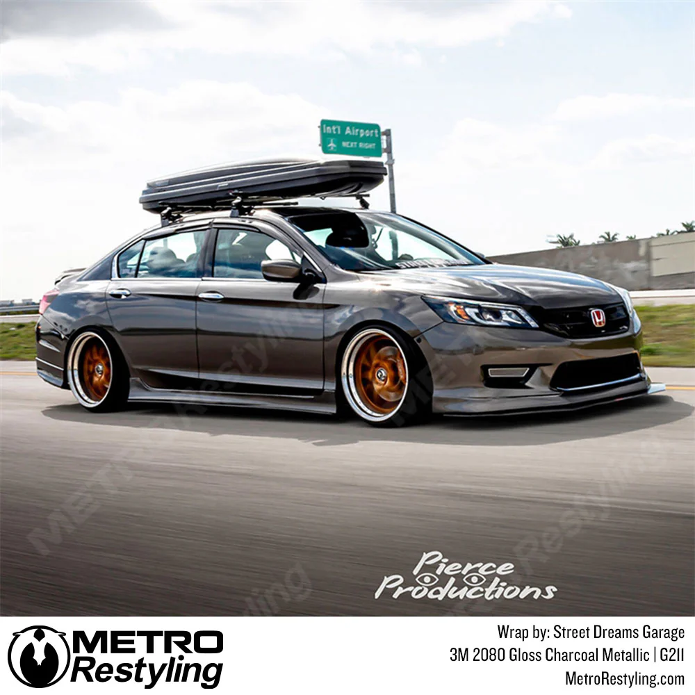 3M 2080 Gloss Charcoal Metallic Vinyl Wrap | G211 - Image 3