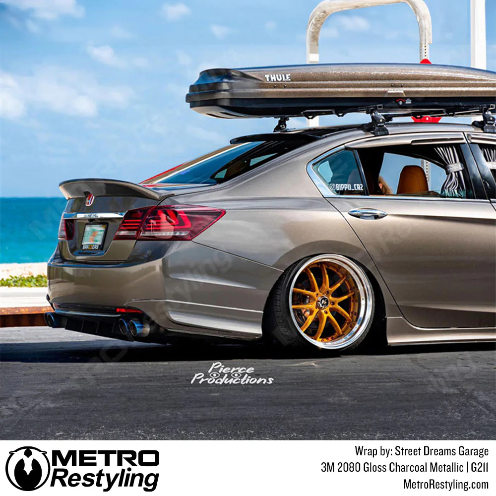 3M 2080 Gloss Charcoal Metallic Vinyl Wrap | G211 - Image 4