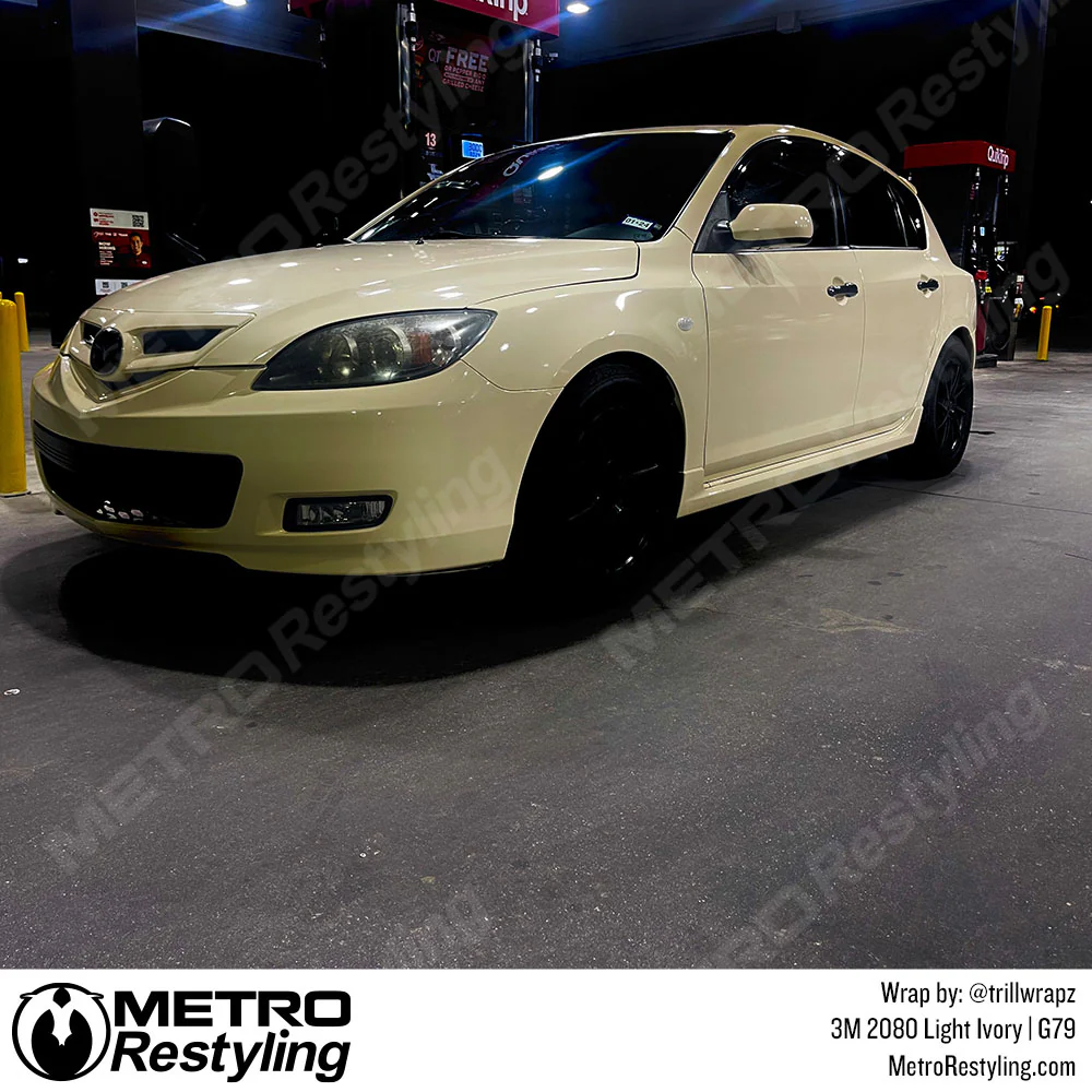 3M 2080 Gloss Light Ivory Vinyl Wrap | G79 - Image 13