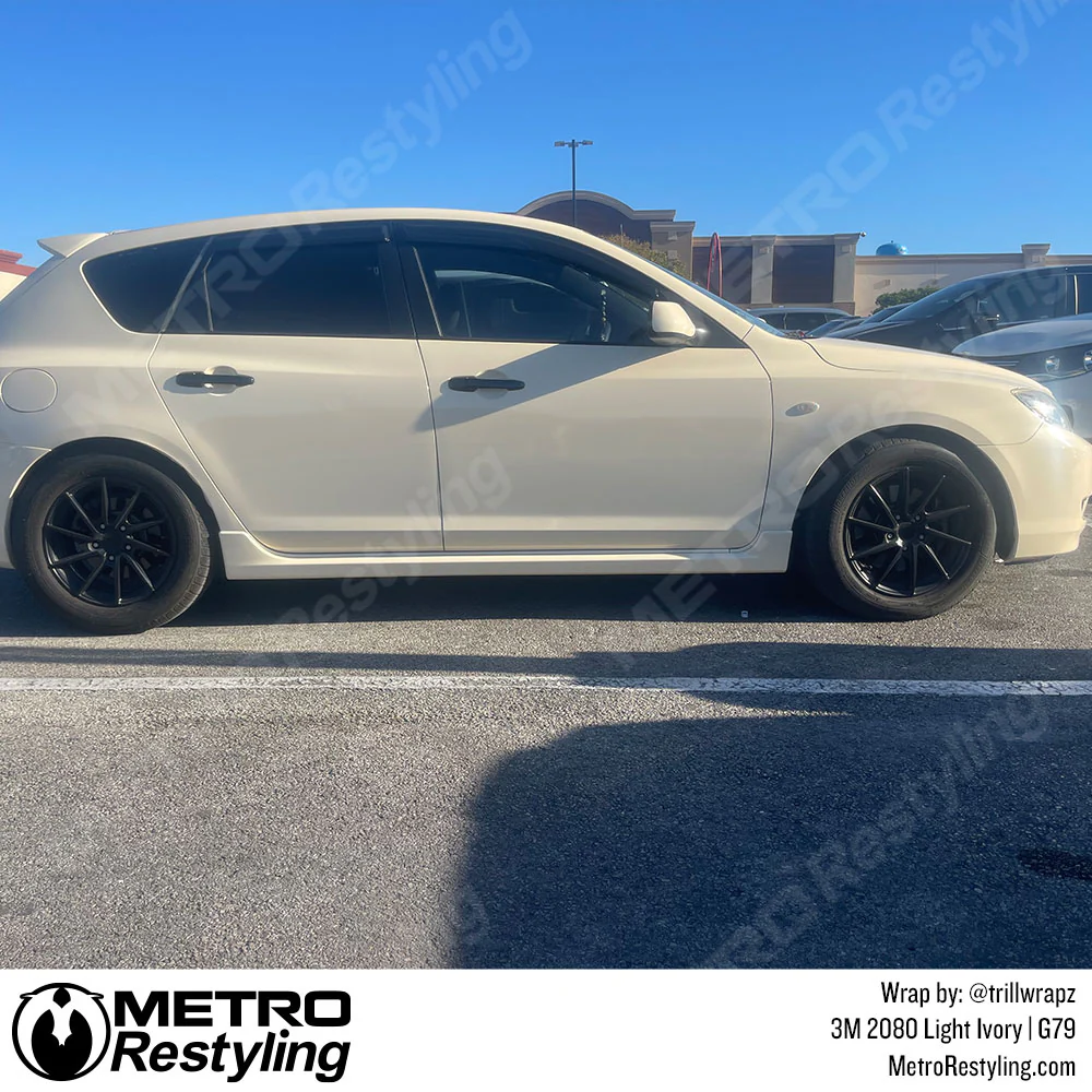 3M 2080 Gloss Light Ivory Vinyl Wrap | G79 - Image 16