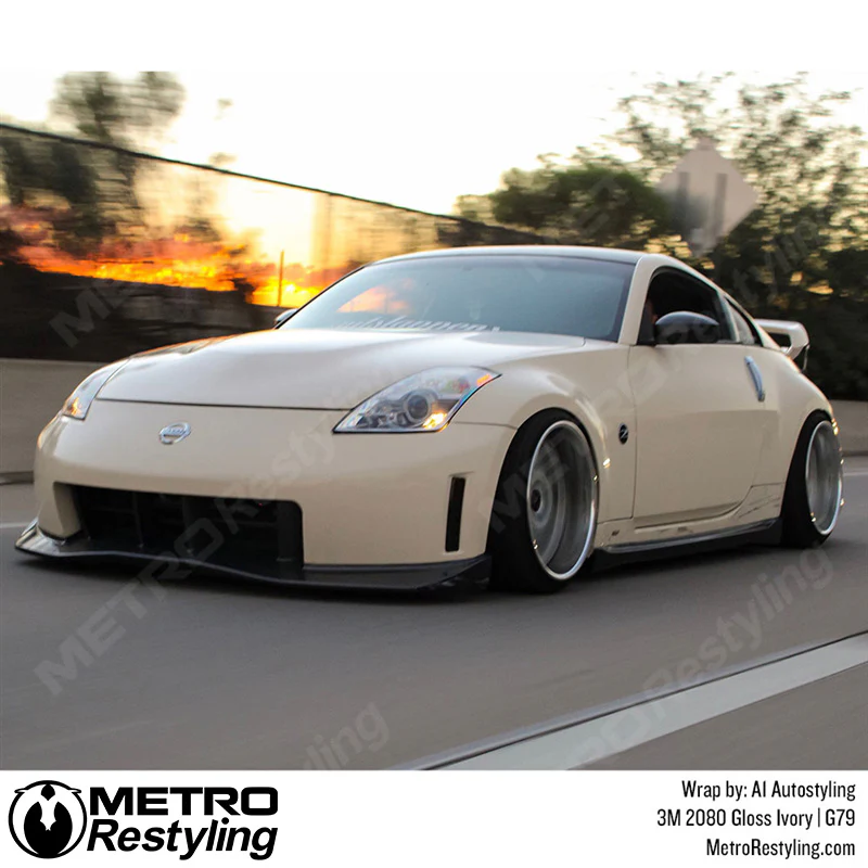 3M 2080 Gloss Light Ivory Vinyl Wrap | G79 - Image 3