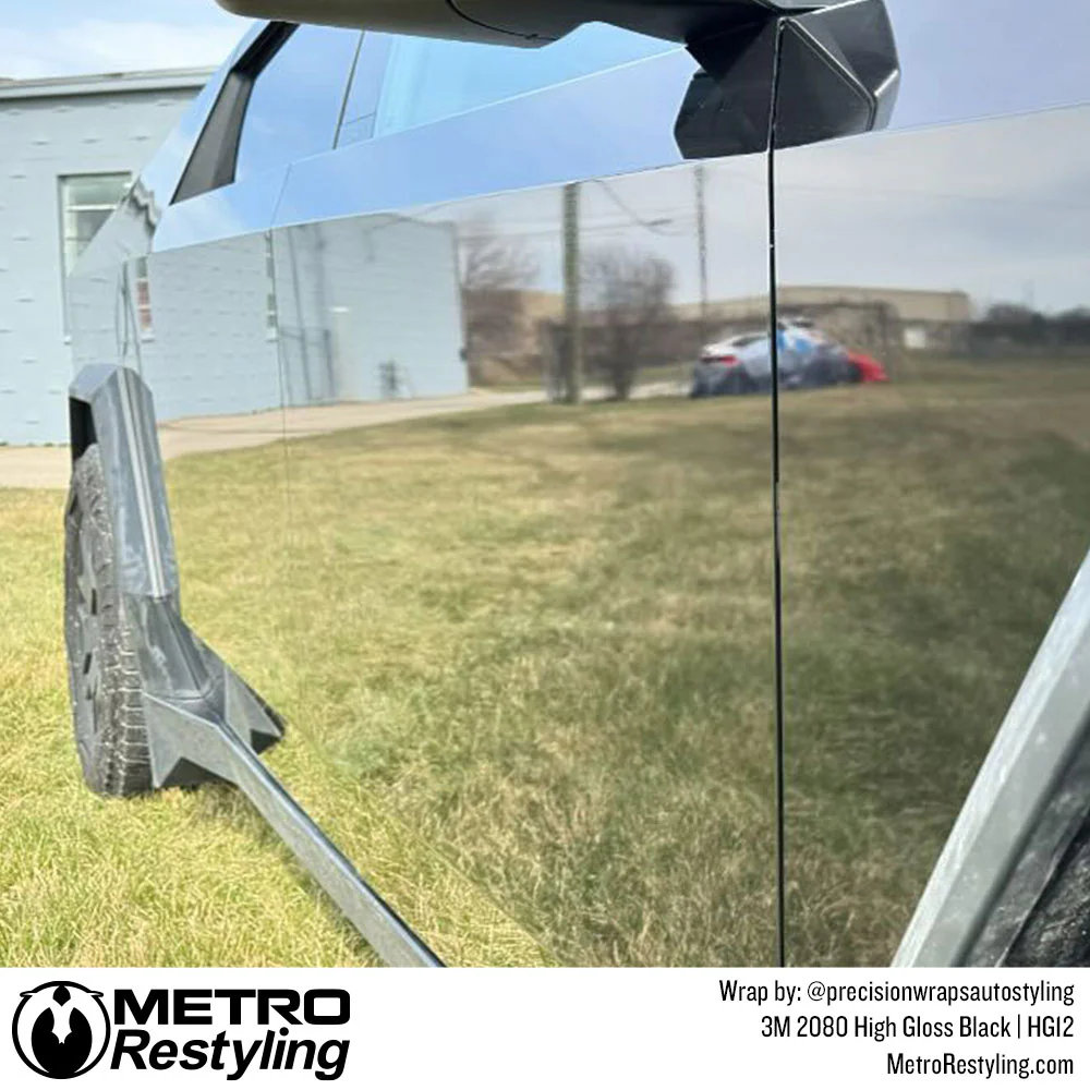 3M 2080 High Gloss Black Vinyl Wrap | HG12 - Image 17