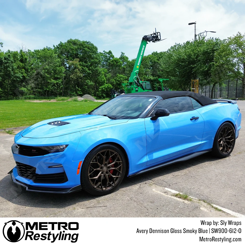 Avery Dennison SW900 Gloss Smoky Blue Vinyl Wrap | SW900-612-O - Image 4