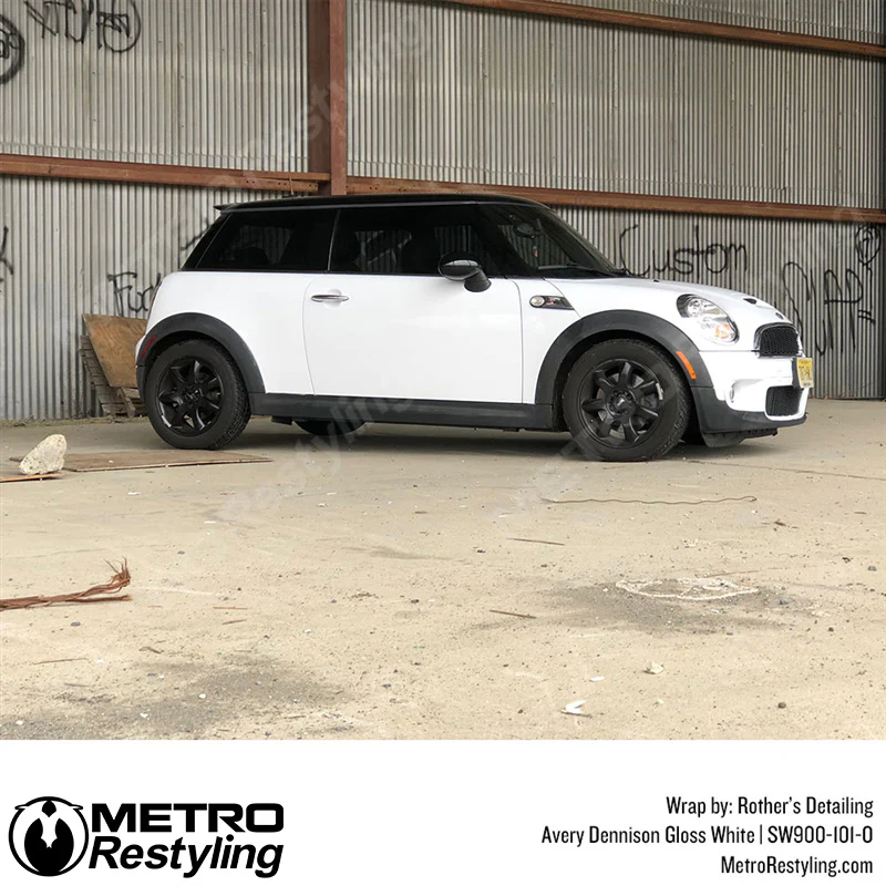 Avery Dennison SW900 Gloss White Vinyl Wrap | SW900-101-O - Image 11